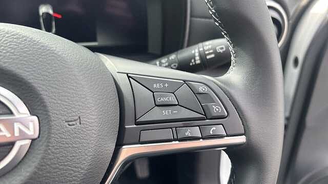 Nissan Juke JUKE 1.0 DiG-T N-Connecta 5dr