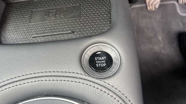 Nissan Juke JUKE 1.0 DiG-T N-Connecta 5dr