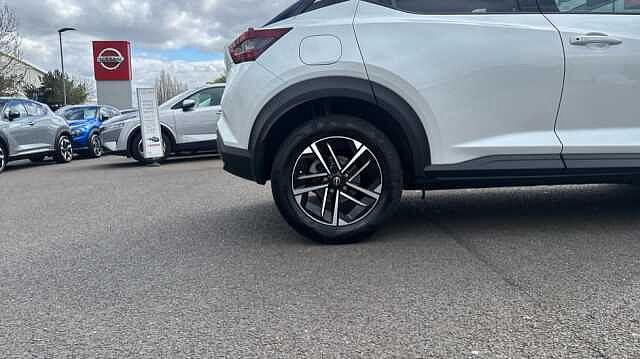 Nissan Juke JUKE 1.0 DiG-T N-Connecta 5dr