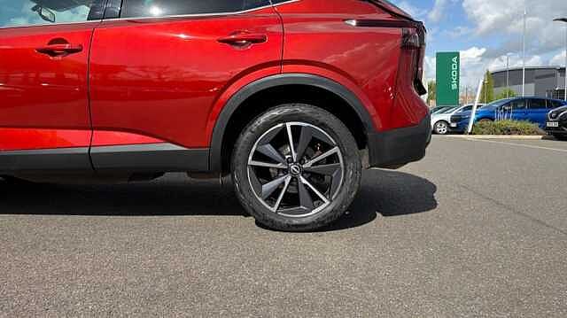 Nissan Qashqai QASHQAI 1.3 DiG-T MH Tekna 5dr