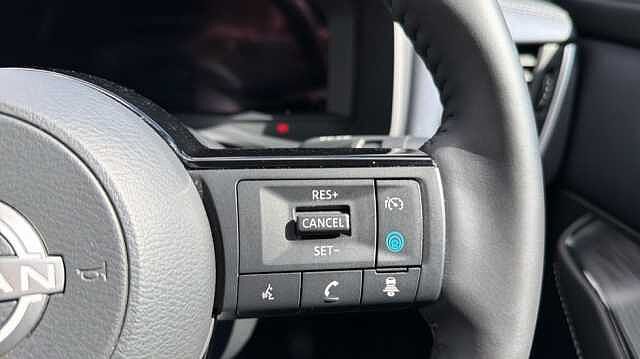 Nissan Qashqai QASHQAI 1.3 DiG-T MH Tekna 5dr