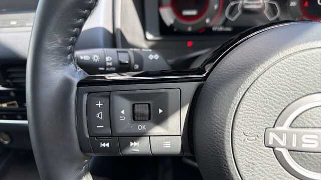 Nissan Qashqai QASHQAI 1.3 DiG-T MH Tekna 5dr