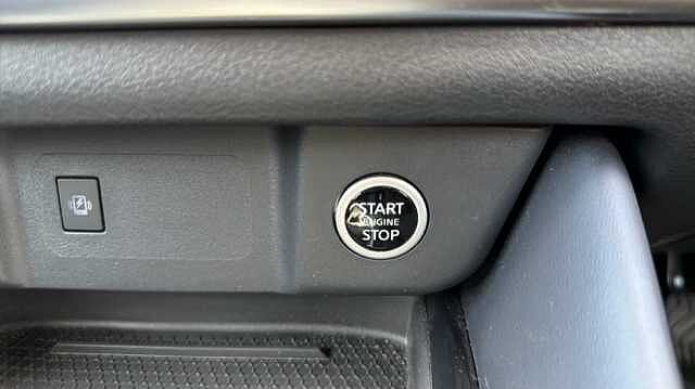 Nissan Qashqai QASHQAI 1.3 DiG-T MH Tekna 5dr