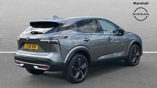 Nissan Qashqai Qashqai 1.3 Dig-t MHB 140 Tkna Bose Pack