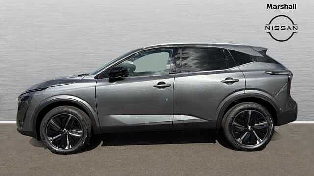 Nissan Qashqai Qashqai 1.3 Dig-t MHB 140 Tkna Bose Pack