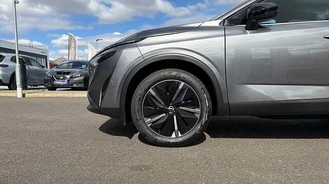 Nissan Qashqai Qashqai 1.3 Dig-t MHB 140 Tkna Bose Pack