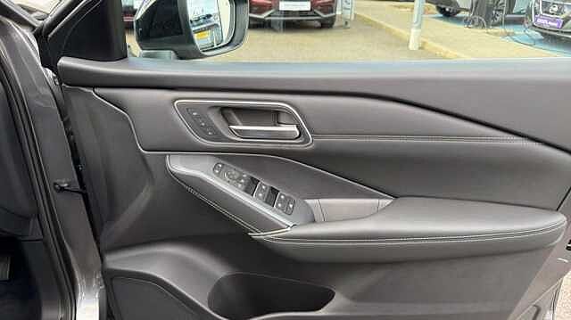 Nissan Qashqai Qashqai 1.3 Dig-t MHB 140 Tkna Bose Pack