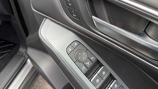 Nissan Qashqai Qashqai 1.3 Dig-t MHB 140 Tkna Bose Pack