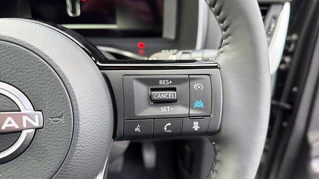 Nissan Qashqai Qashqai 1.3 Dig-t MHB 140 Tkna Bose Pack