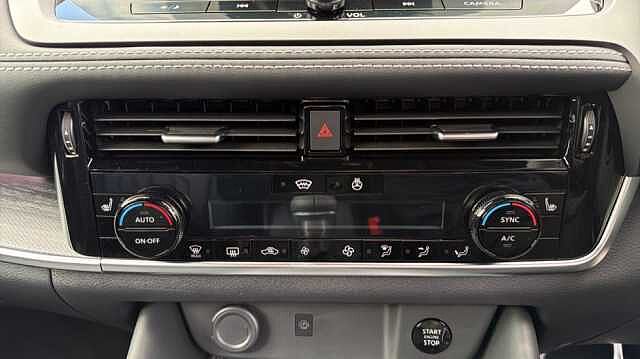 Nissan Qashqai Qashqai 1.3 Dig-t MHB 140 Tkna Bose Pack