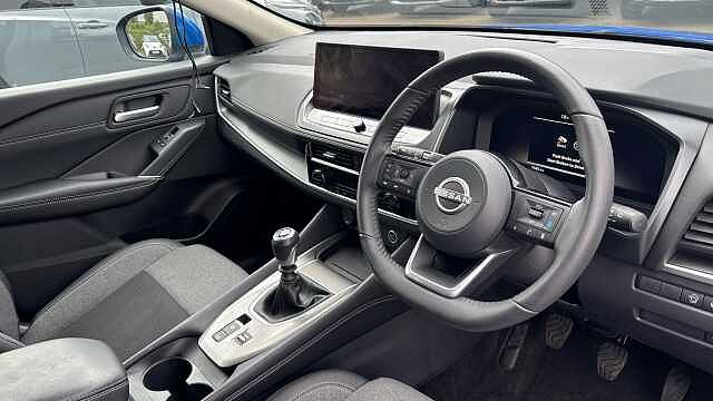 Nissan Qashqai QASHQAI 1.3 DiG-T MH N-Connecta 5dr