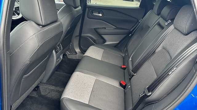 Nissan Qashqai QASHQAI 1.3 DiG-T MH N-Connecta 5dr