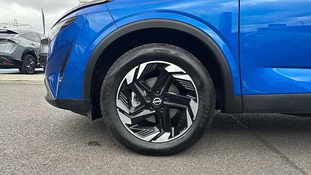 Nissan Qashqai QASHQAI 1.3 DiG-T MH N-Connecta 5dr