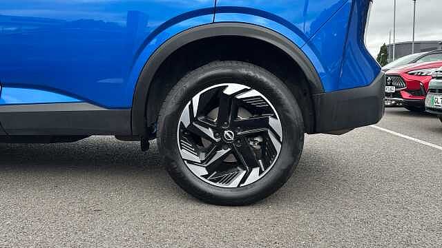 Nissan Qashqai QASHQAI 1.3 DiG-T MH N-Connecta 5dr