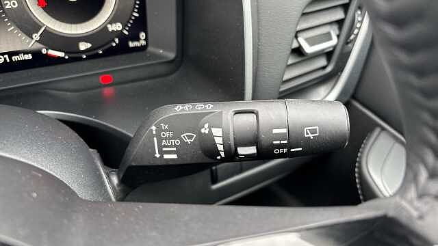 Nissan Qashqai QASHQAI 1.3 DiG-T MH N-Connecta 5dr